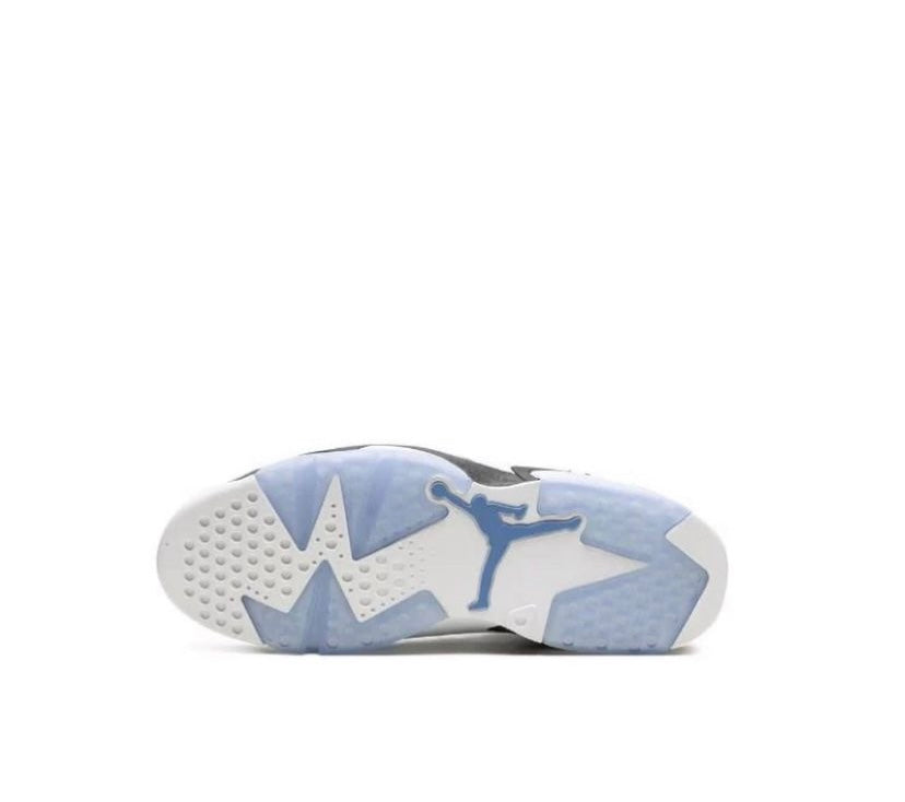 Air Jordan 6 UNC